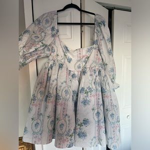 Selkie cottage puff dress NWT